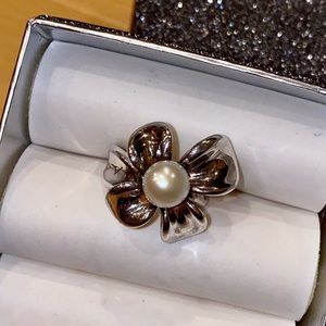 Ann King Flower Ring